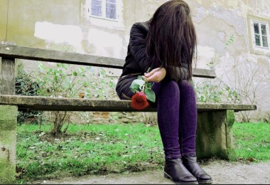 mental health struggling girl