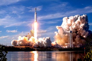 spacex falcon rocket launch