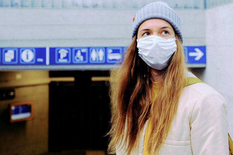 Face masks in public are not perfectly effective but they are better than nothing